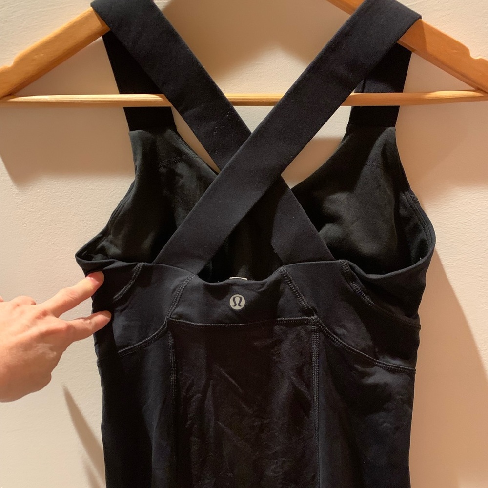 Lululemon tank